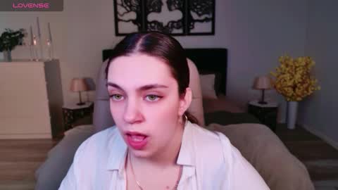 Daniella online show from 11/16/25, 10:43