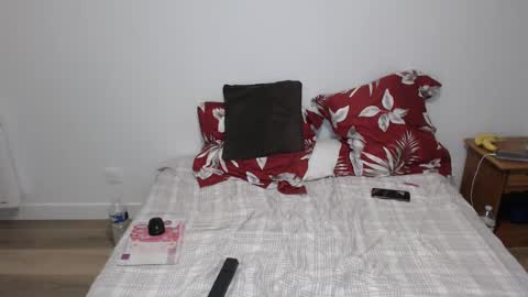 Snapshot of danielle_karter chatting on 01/26/25, 08:02 Danielle and Karter online show from 01/26/25, 08:02