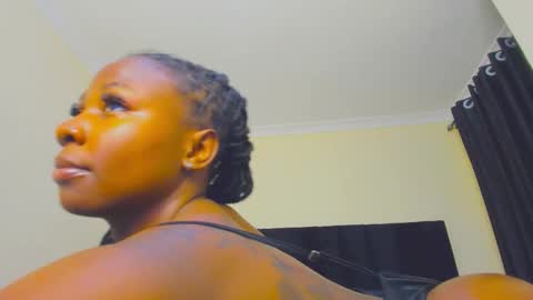 danielle_rock online show from 10/10/25, 06:29