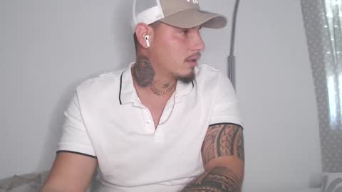 Snapshot of danielmilan chatting on 01/19/25, 01:22 THE BIG BOSS online show from 01/19/25, 01:22