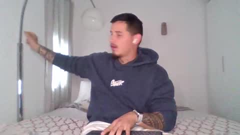 Snapshot of danielmilan chatting on 01/29/25, 09:12 THE BIG BOSS online show from 01/29/25, 09:12
