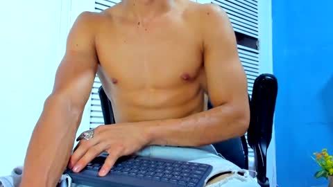 Dani online show from 12/19/24, 10:13