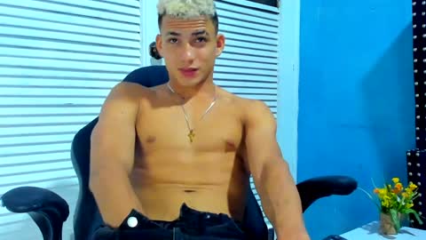Dani online show from 12/28/24, 04:08