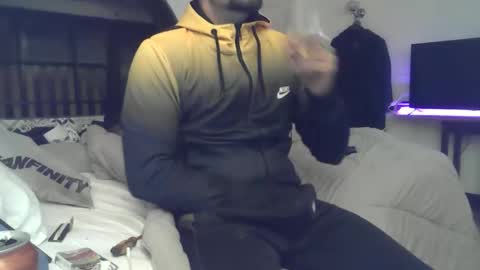 Snapshot of danipeubaix chatting on 11/05/25, 08:42 alex19cm online show from 11/05/25, 08:42