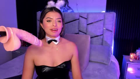 Snapshot of daniphoenixx chatting on 01/28/25, 02:32 Dani Phonenix online show from 01/28/25, 02:32