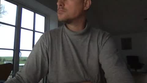 danishjss online show from 11/27/25, 07:21