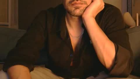 danithenew online show from 10/19/25, 01:17