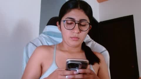 Snapshot of danna_peterson chatting on 02/17/25, 08:47 Danna online show from 02/17/25, 08:47