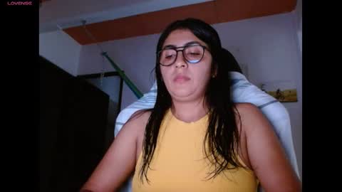 Snapshot of danna_peterson chatting on 02/25/25, 10:29 Danna online show from 02/25/25, 10:29