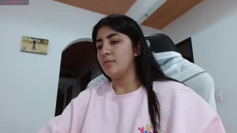 Snapshot of danna_peterson chatting on 03/07/25, 09:06 Danna online show from 03/07/25, 09:06