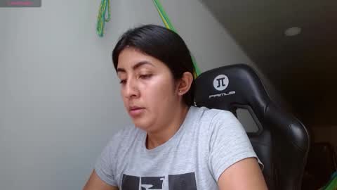 Snapshot of danna_peterson chatting on 10/23/25, 08:18 Danna online show from 10/23/25, 08:18