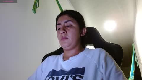 Snapshot of danna_peterson chatting on 10/25/25, 10:59 Danna online show from 10/25/25, 10:59