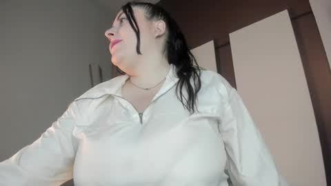 DANNA PINK online show from 11/24/25, 11:21