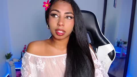 Danna online show from 12/20/24, 11:47