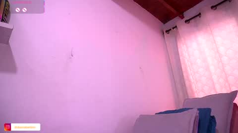 Danna Berlin  online show from 10/10/25, 07:24