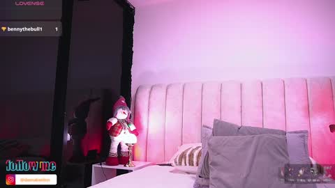 Danna Berlin  online show from 11/06/25, 07:37