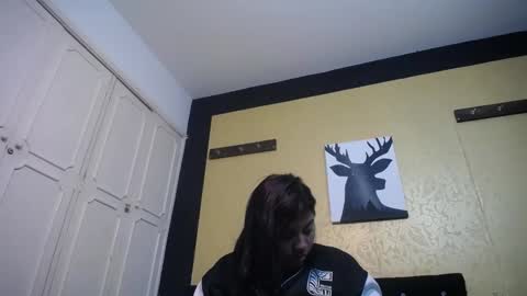 Danna Garza online show from 01/05/25, 04:04