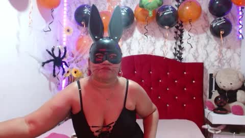 dannalanegra2 online show from 10/22/25, 06:40