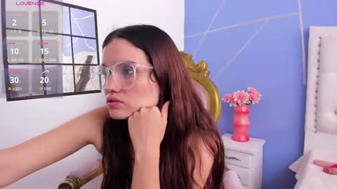 Danna online show from 10/26/25, 06:36