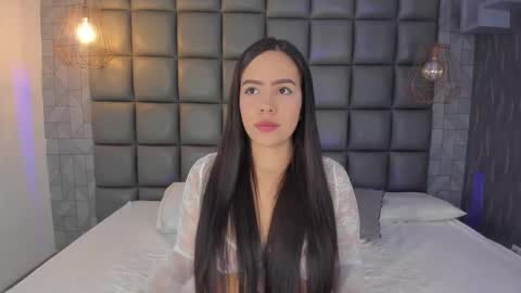 Danna online show from 10/22/25, 12:05