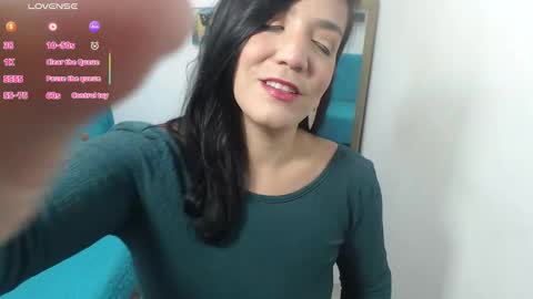 Danna online show from 09/22/25, 10:39