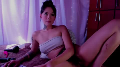 Danni online show from 09/25/25, 07:39