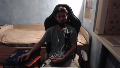 Snapshot of danny634 chatting on 12/12/24, 04:37 Danny online show from 12/12/24, 04:37