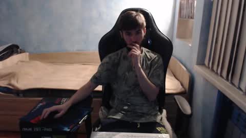 Snapshot of danny634 chatting on 09/28/25, 01:11 Danny online show from 09/28/25, 01:11