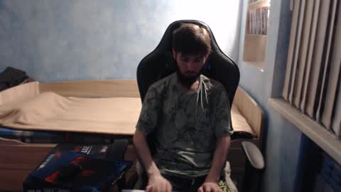 Snapshot of danny634 chatting on 09/30/25, 01:54 Danny online show from 09/30/25, 01:54