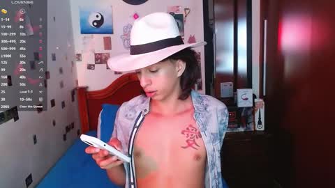 Snapshot of danny__phantom chatting on 11/10/25, 09:03 phantom555 online show from 11/10/25, 09:03