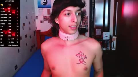 Snapshot of danny__phantom chatting on 11/12/25, 07:35 phantom555 online show from 11/12/25, 07:35