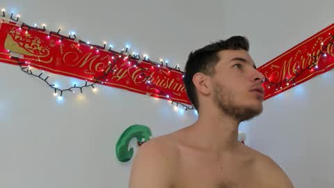 Snapshot of danny_and_lara chatting on 11/17/25, 04:13 danny_and_lara online show from 11/17/25, 04:13