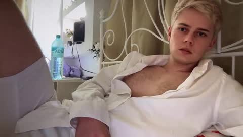 Snapshot of danny_love01 chatting on 10/06/25, 06:05 danny online show from 10/06/25, 06:05