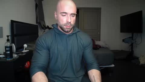 Snapshot of dannysteelexxx chatting on 03/03/25, 12:26 Danny Steele online show from 03/03/25, 12:26