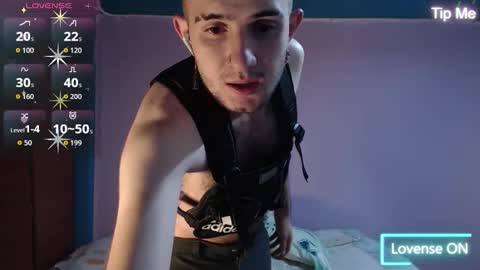 Snapshot of dante_bear chatting on 10/18/25, 02:36 dante_bear online show from 10/18/25, 02:36