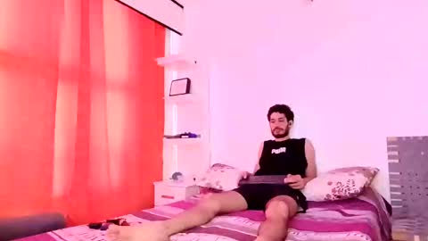 Snapshot of dante_dm chatting on 11/06/25, 06:42 DANTE DI MARCO online show from 11/06/25, 06:42