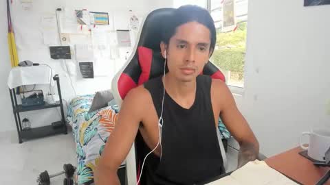 X Dante7373574 online show from 10/01/25, 04:02