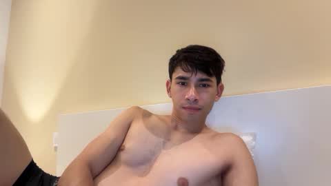 Snapshot of dantehotwink chatting on 10/12/25, 10:09 dantehotwink online show from 10/12/25, 10:09