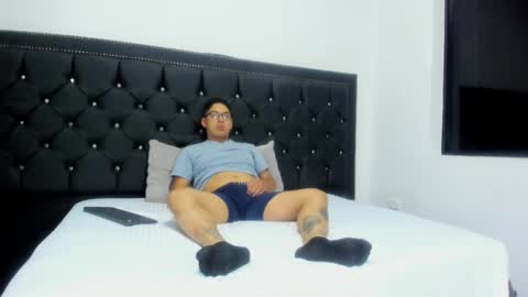 Juan Pablo online show from 11/09/25, 03:38