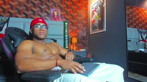 Snapshot of dany_dryy chatting on 01/24/25, 02:49 Dany online show from 01/24/25, 02:49
