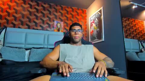 Snapshot of dany_dryy chatting on 02/16/25, 09:05 Dany online show from 02/16/25, 09:05