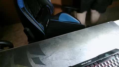 danysanchez1981 online show from 11/15/25, 01:40