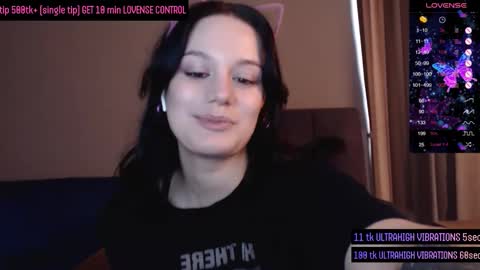 Darcy online show from 10/05/25, 01:42