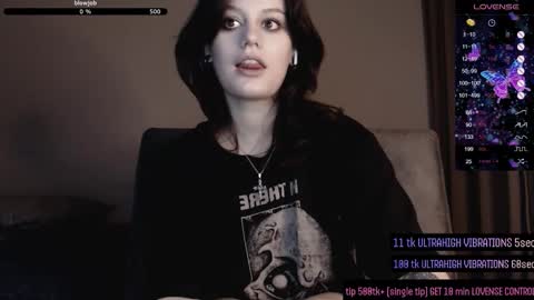 Darcy online show from 11/11/25, 02:06