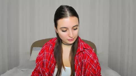 daria_de_luxe online show from 11/16/25, 07:41