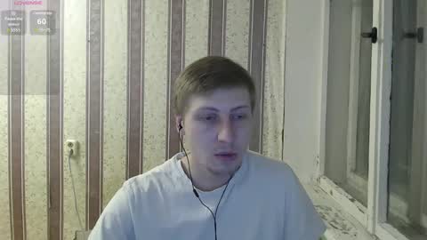 Snapshot of darienlarge chatting on 12/18/24, 04:20 darienlarge online show from 12/18/24, 04:20