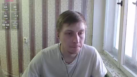 Snapshot of darienlarge chatting on 12/18/24, 07:26 darienlarge online show from 12/18/24, 07:26