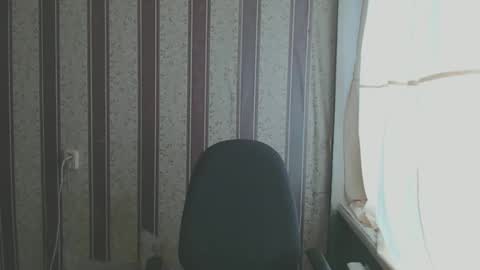 Snapshot of darienlarge chatting on 02/22/25, 11:46 darienlarge online show from 02/22/25, 11:46
