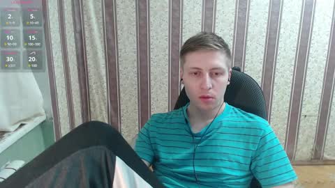 Snapshot of darienlarge chatting on 03/01/25, 11:47 darienlarge online show from 03/01/25, 11:47