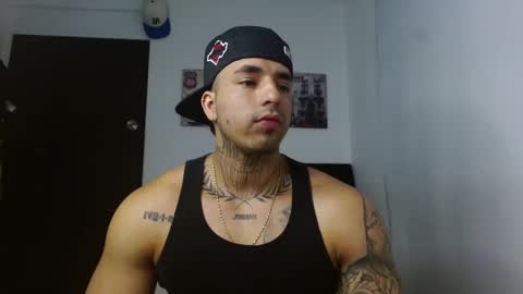 Snapshot of darius_phoenix chatting on 10/14/25, 09:48 Darius Phoenix online show from 10/14/25, 09:48